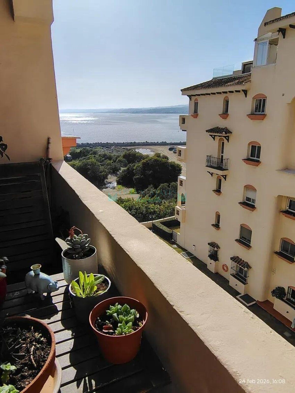 Apartment for sale in Estepona