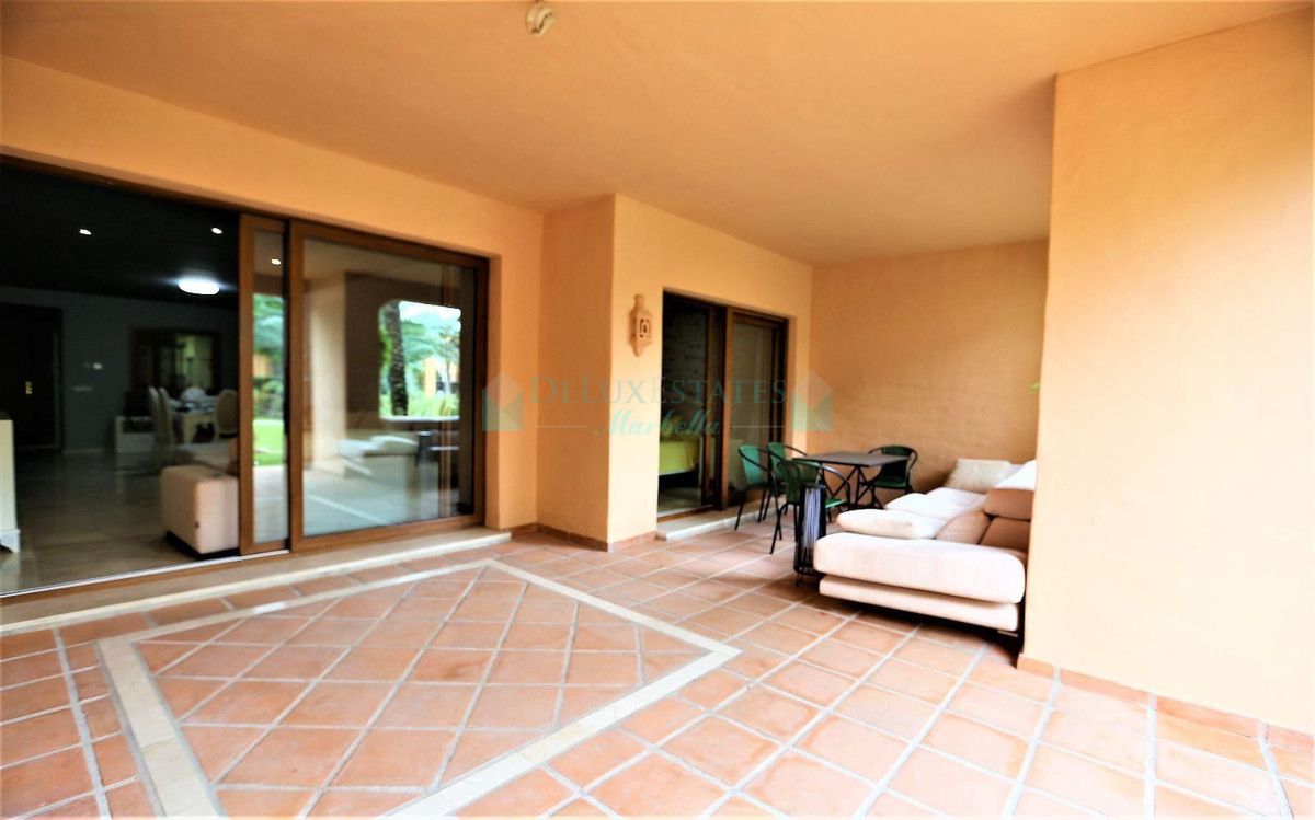 Ground Floor Apartment for rent in El Paraiso, Estepona