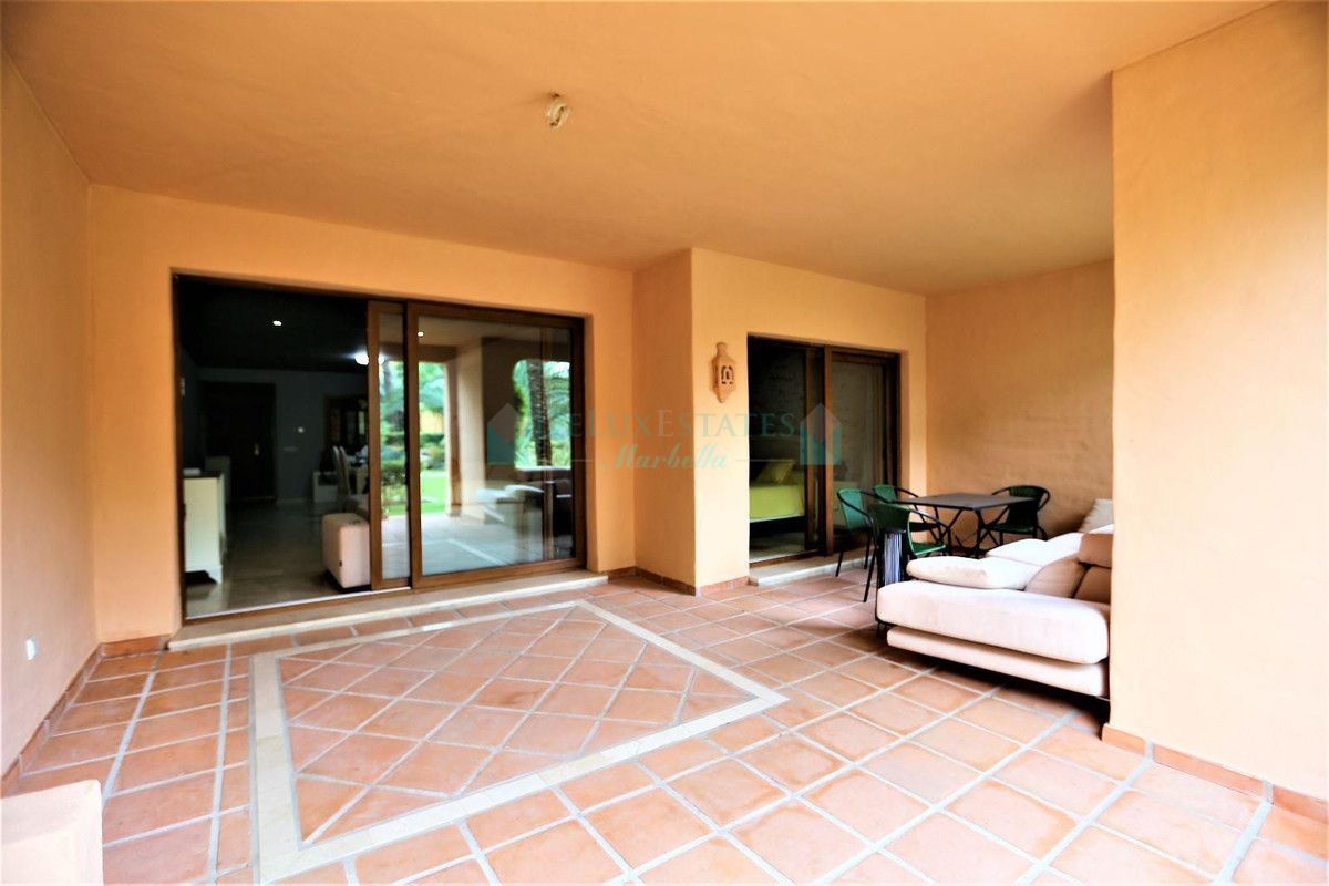 Ground Floor Apartment for rent in El Paraiso, Estepona