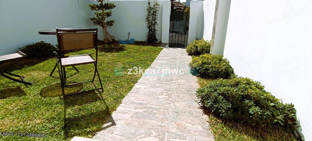 Town House for sale in Estepona