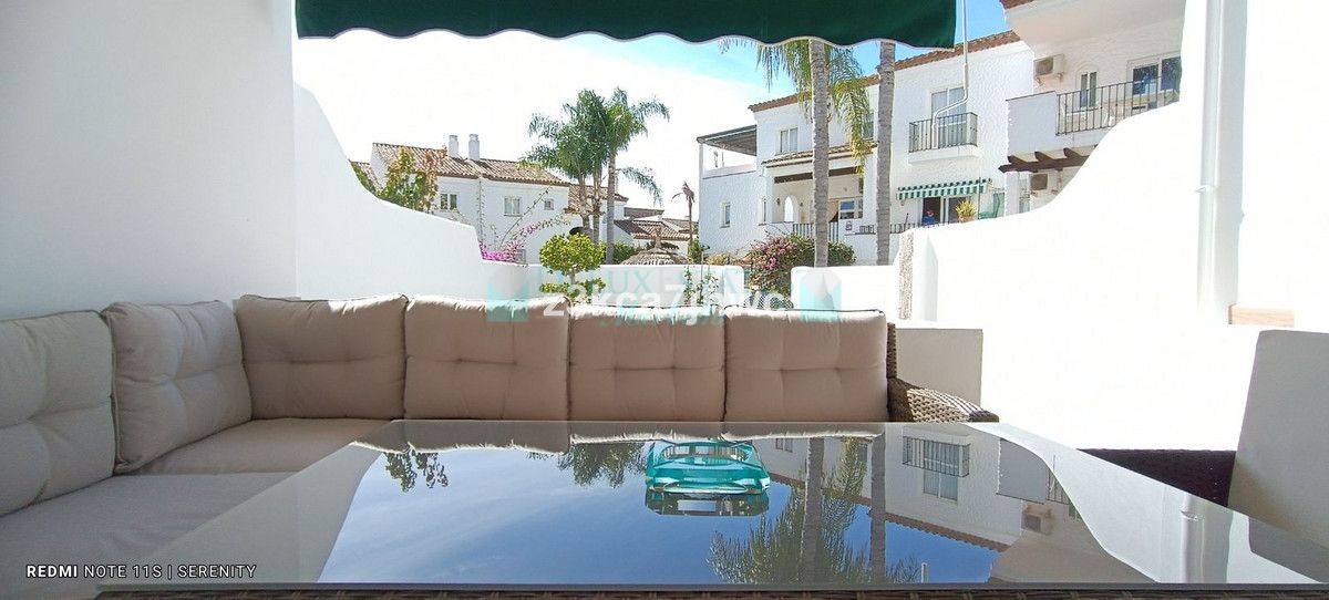 Town House for sale in Estepona