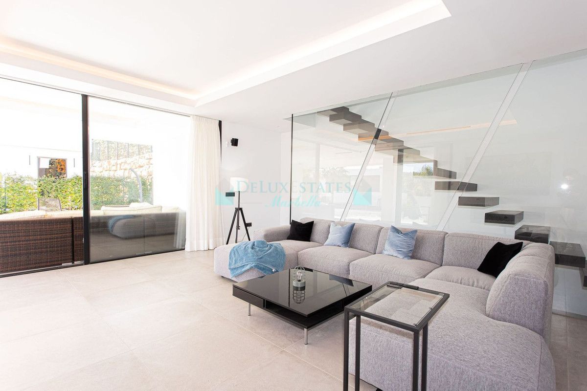 Villa for rent in Marbella