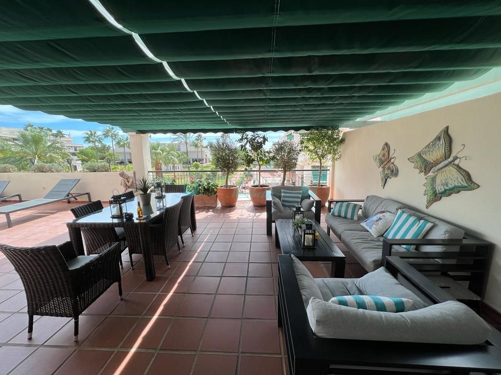 Apartment for rent in Nueva Andalucia