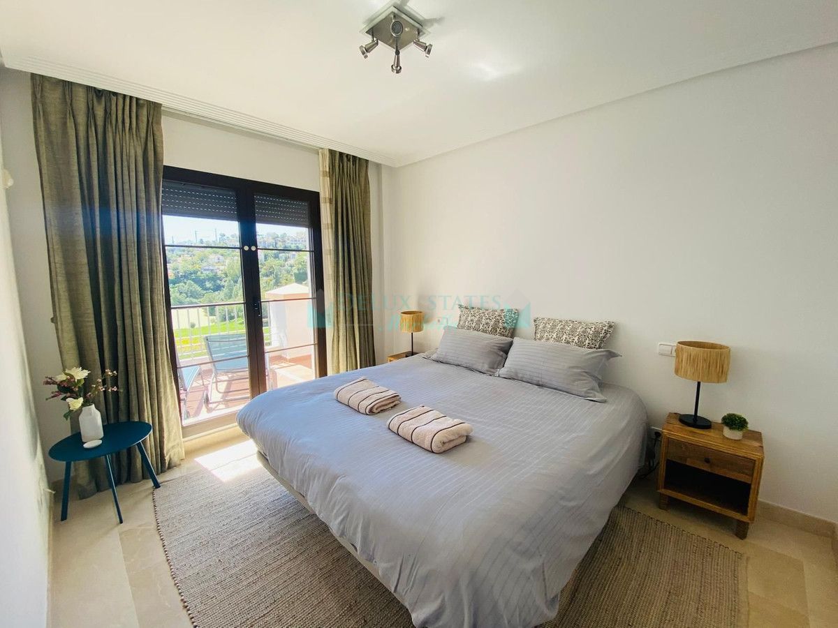 Apartment for rent in Los Arqueros, Benahavis