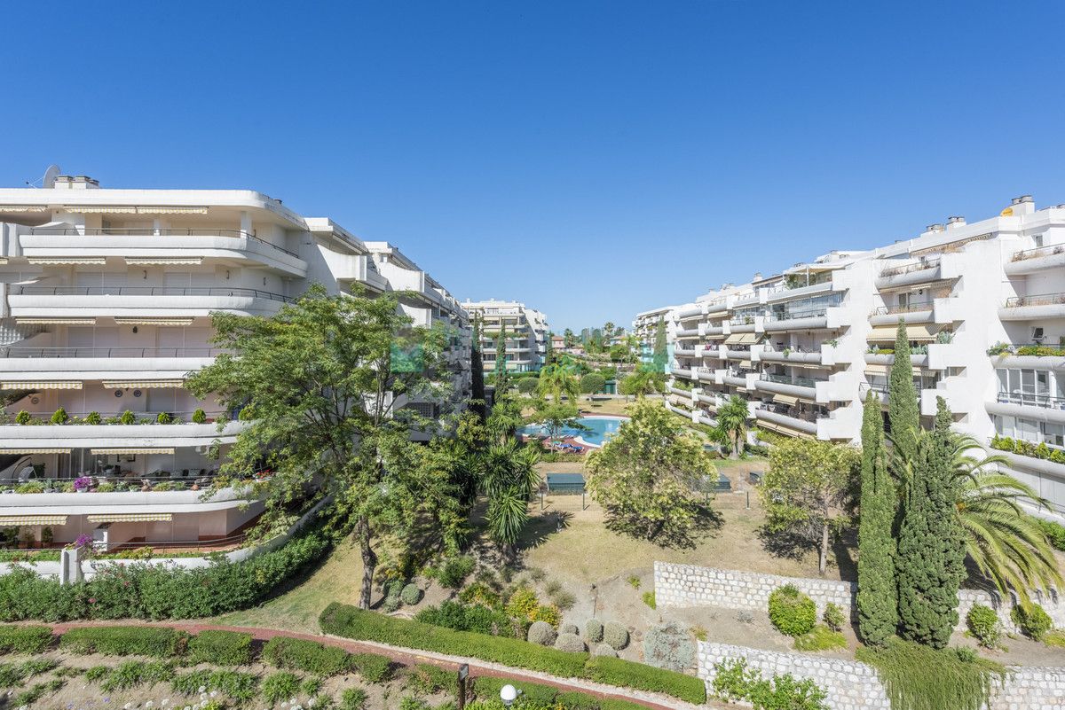 Apartamento en venta en Guadalmina Alta, San Pedro de Alcantara