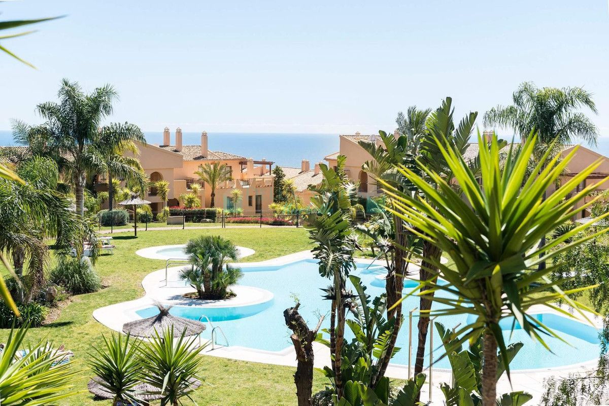 Apartamento Planta Baja en alquiler en Benahavis