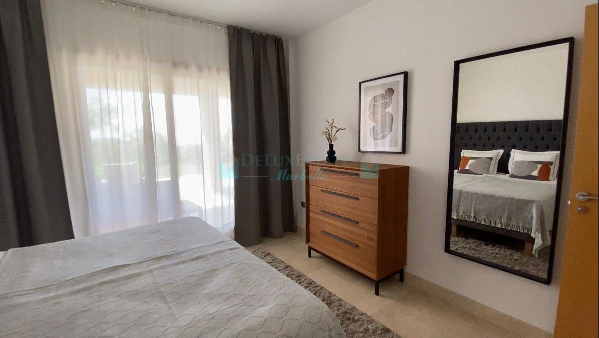 Apartamento Planta Baja en alquiler en Benahavis