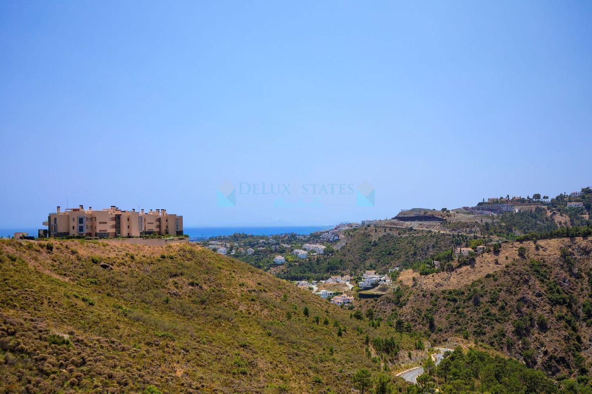 Ground Floor Apartment for sale in Benahavis