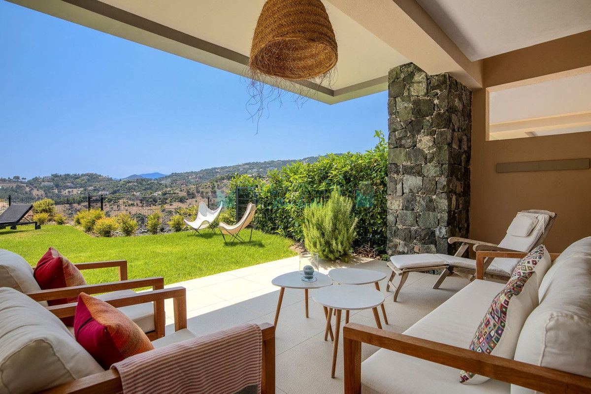 Ground Floor Apartment for sale in Benahavis