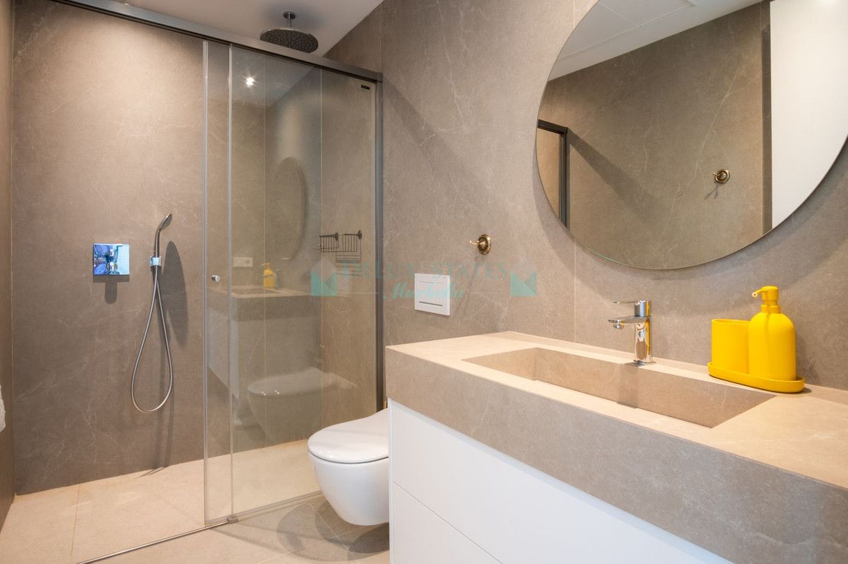 Town House for rent in Elviria, Marbella East