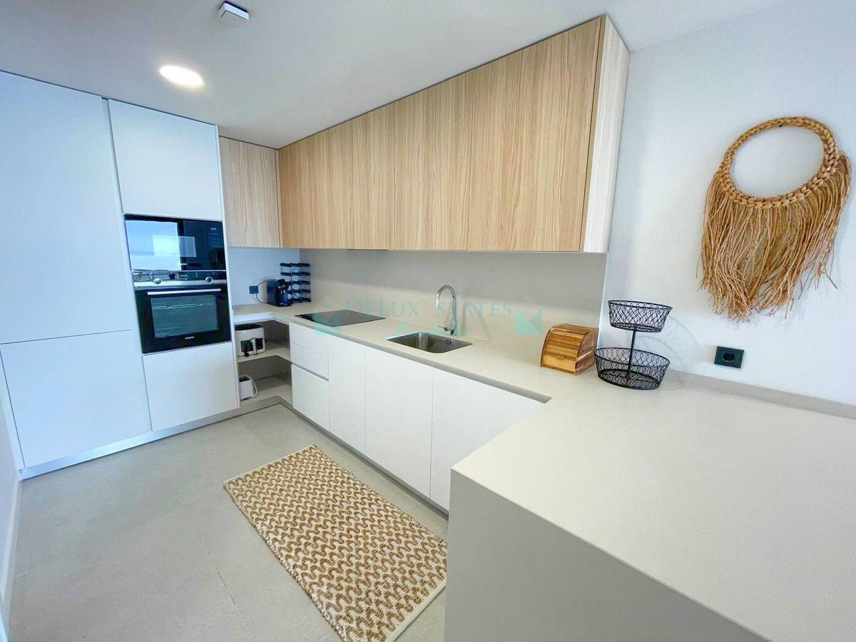 Apartment for rent in Los Altos de los Monteros, Marbella East