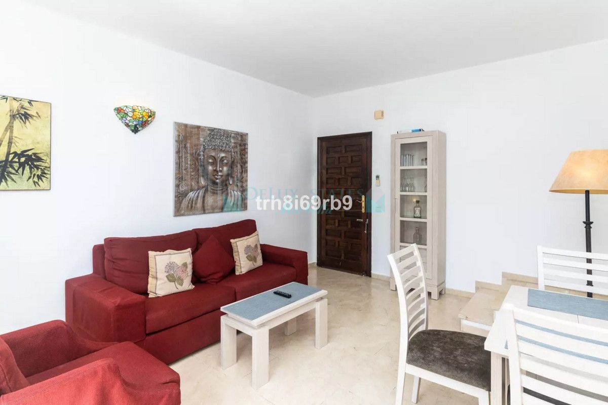 Apartment for sale in Benavista, Estepona