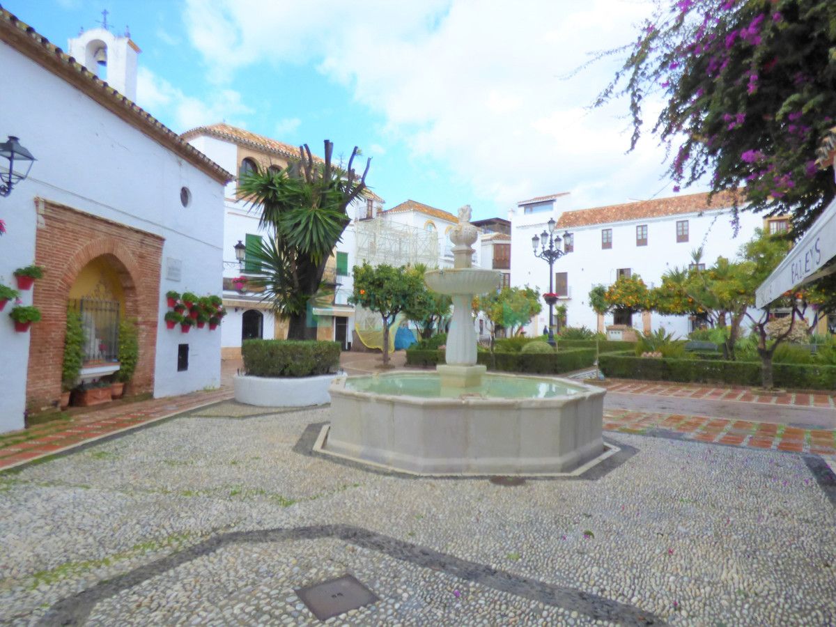 Town House for sale in Marbella