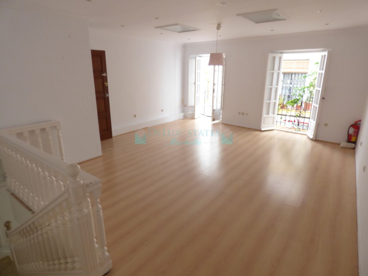 Town House for sale in Marbella