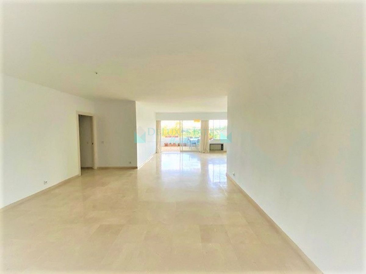 Apartamento en venta en Guadalmina Alta, San Pedro de Alcantara