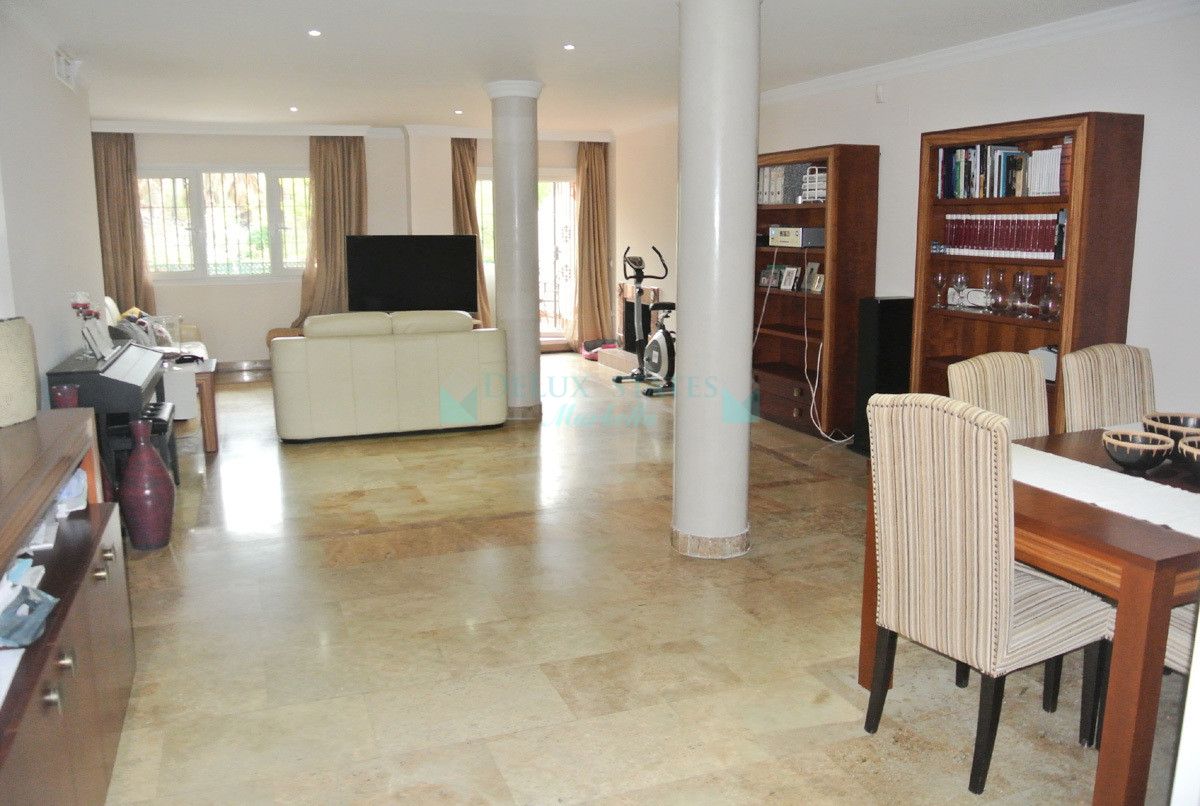 Apartment for sale in Marbella Golden Mile