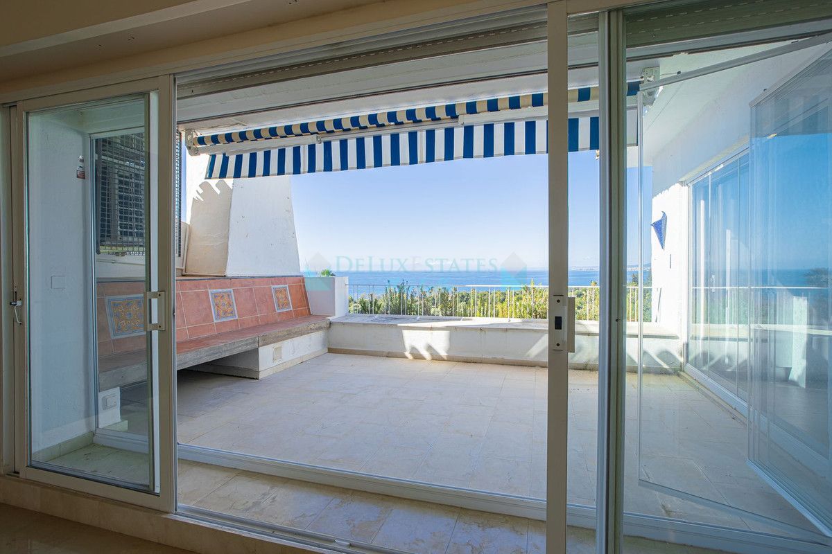 Ático en venta en Rio Real, Marbella Este