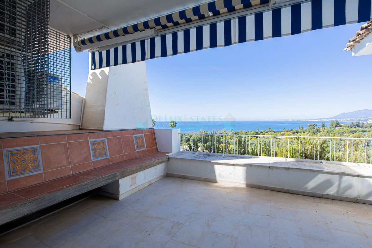 Ático en venta en Rio Real, Marbella Este