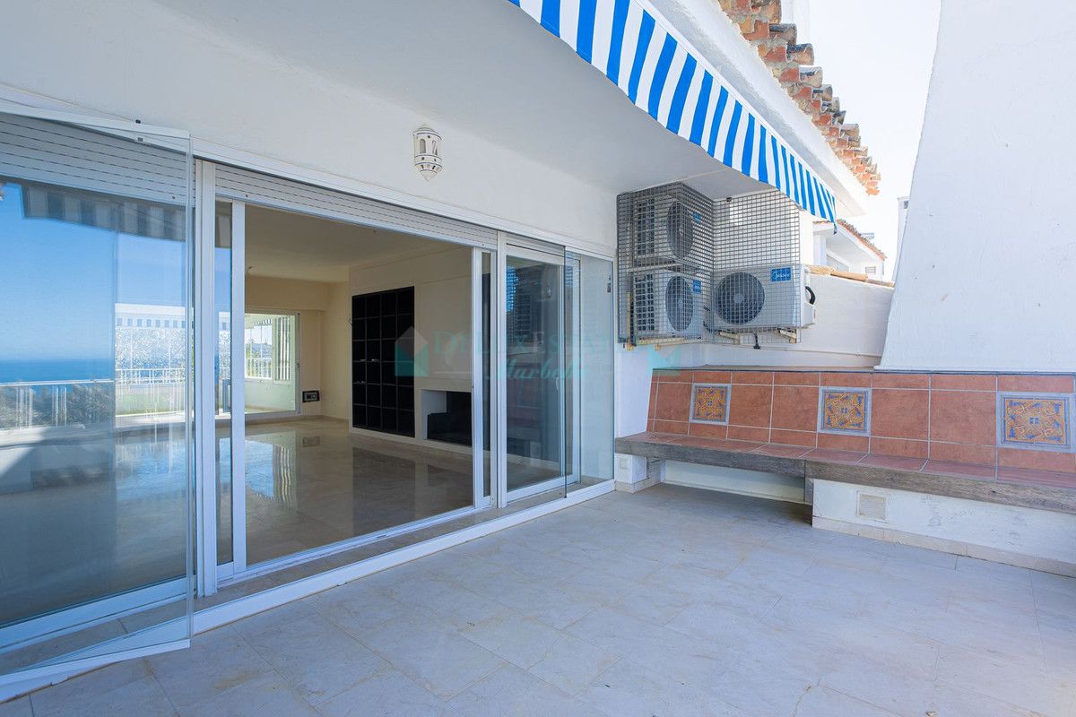 Ático en venta en Rio Real, Marbella Este