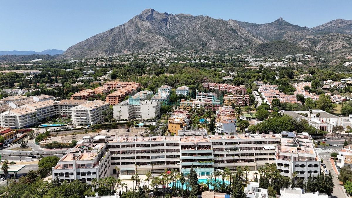 Apartment for sale in Marbella Golden Mile