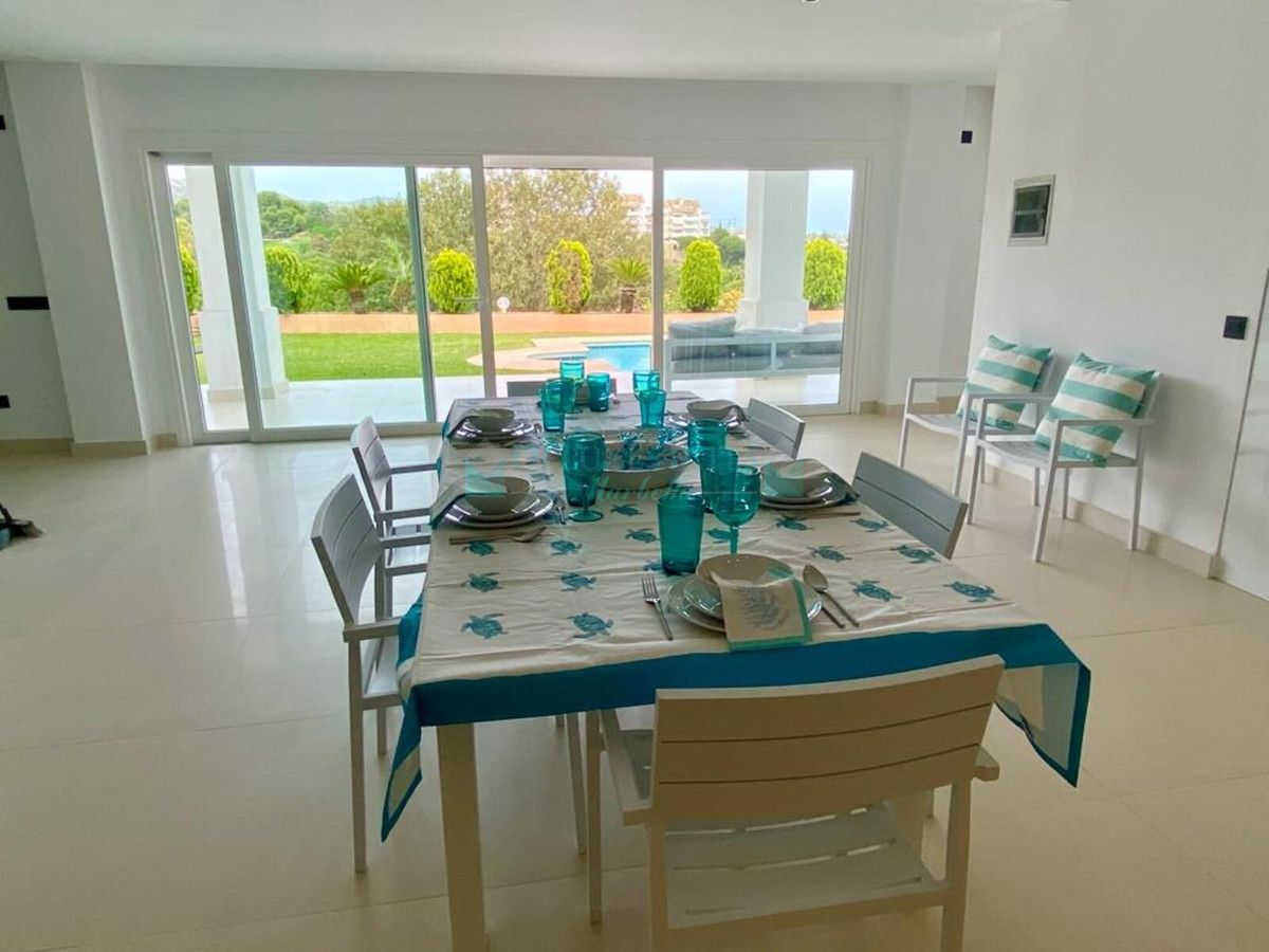Villa for rent in Torre Real, Marbella East