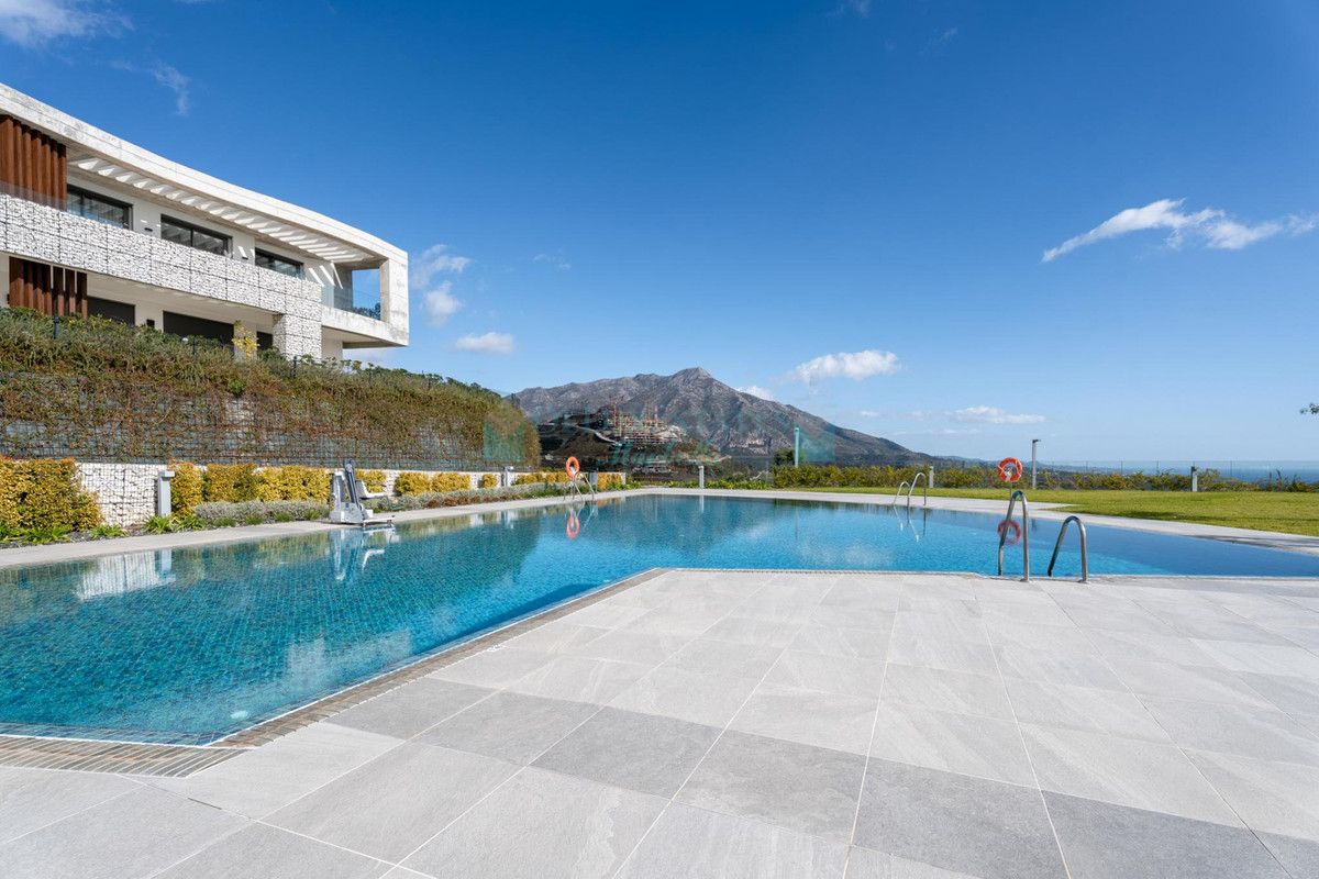 Apartamento en venta en Benahavis