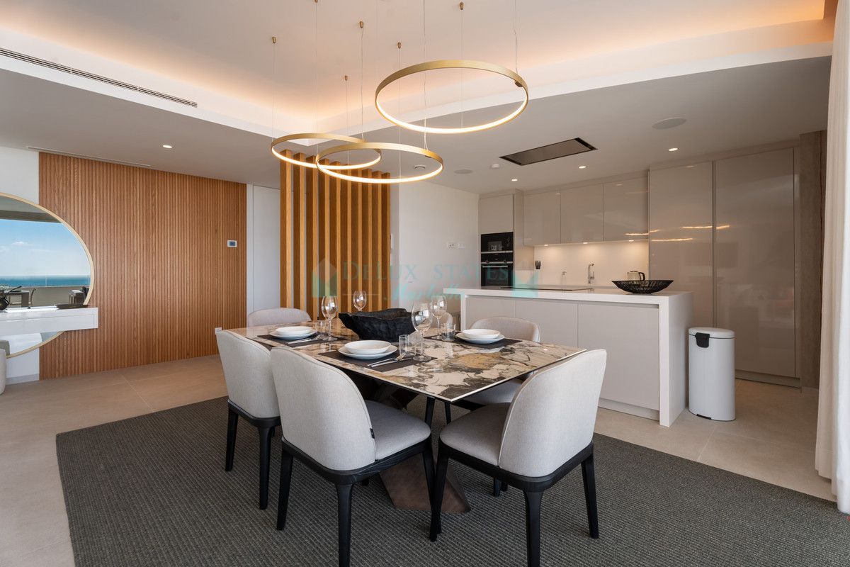 Apartamento en venta en Benahavis