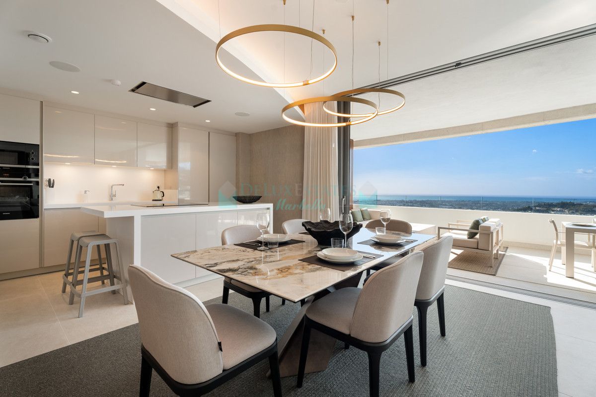 Apartamento en venta en Benahavis