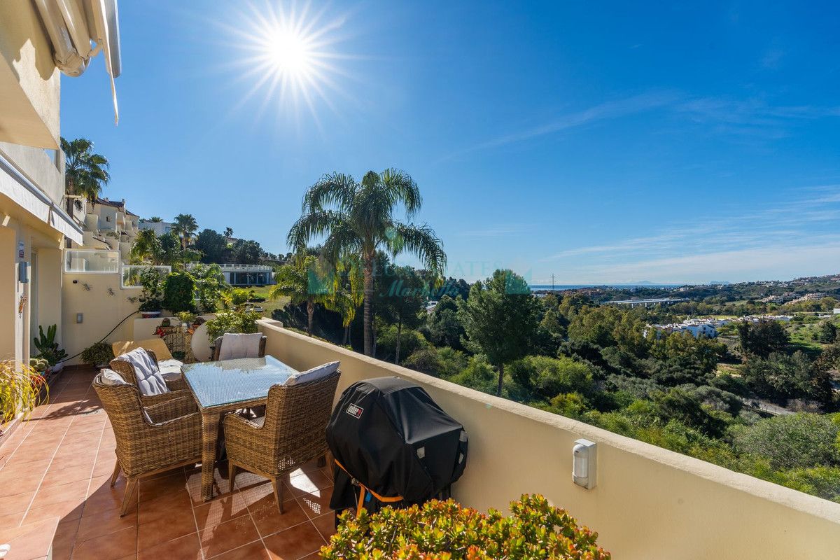 Apartment for sale in Los Arqueros, Benahavis