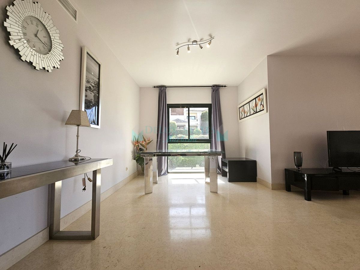 Ground Floor Apartment for sale in Benahavis