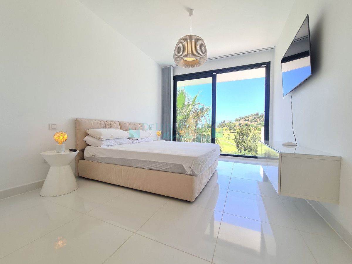 Penthouse for rent in Benahavis