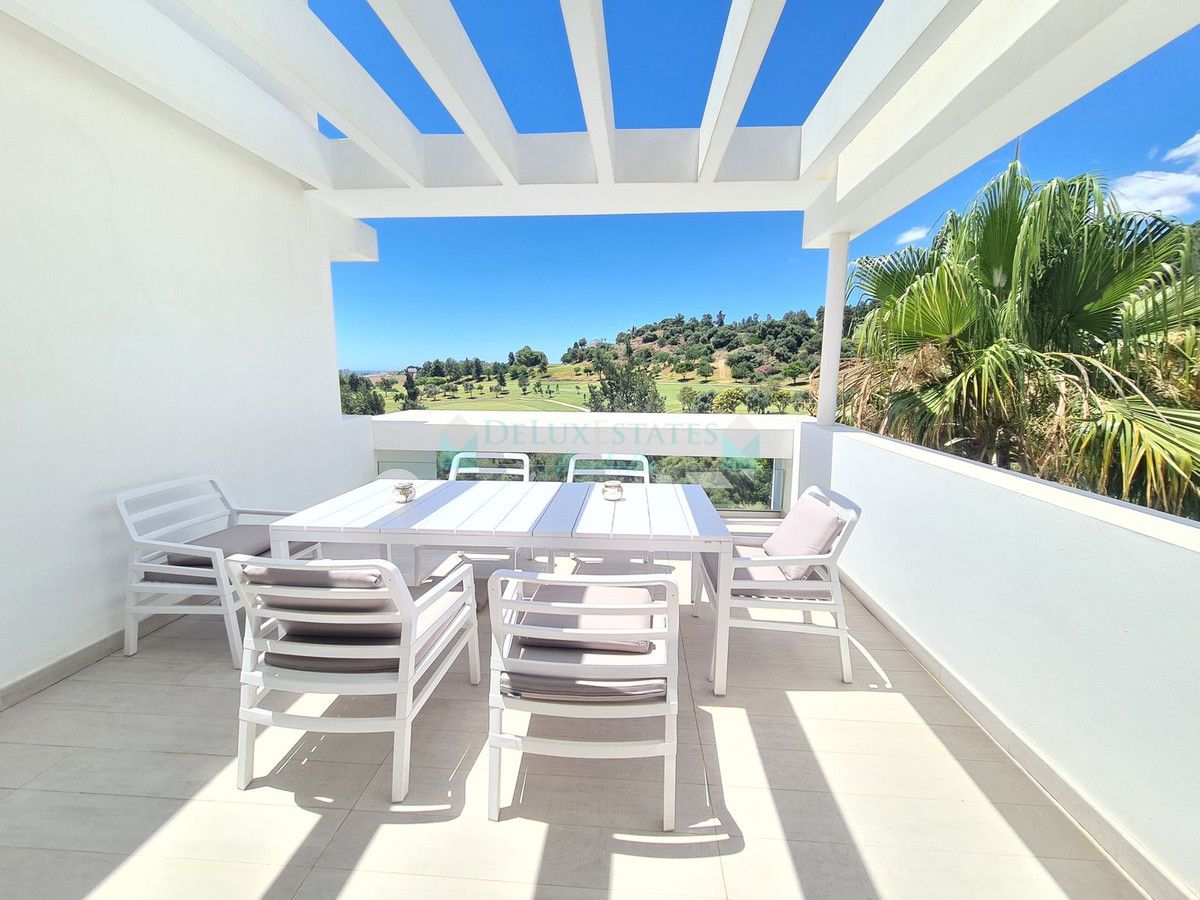 Penthouse for rent in Benahavis