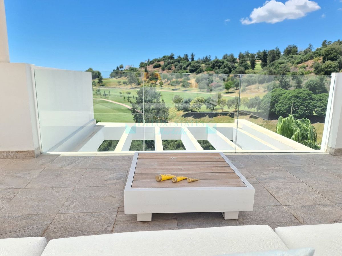 Penthouse for sale in Benahavis