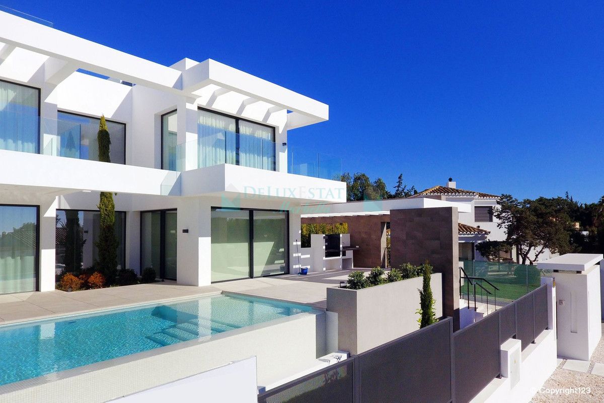 Villa en venta en Marbesa, Marbella Este