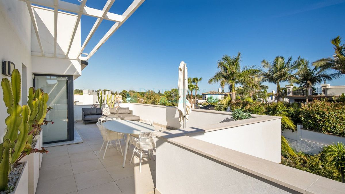 Penthouse for rent in Marbella Golden Mile