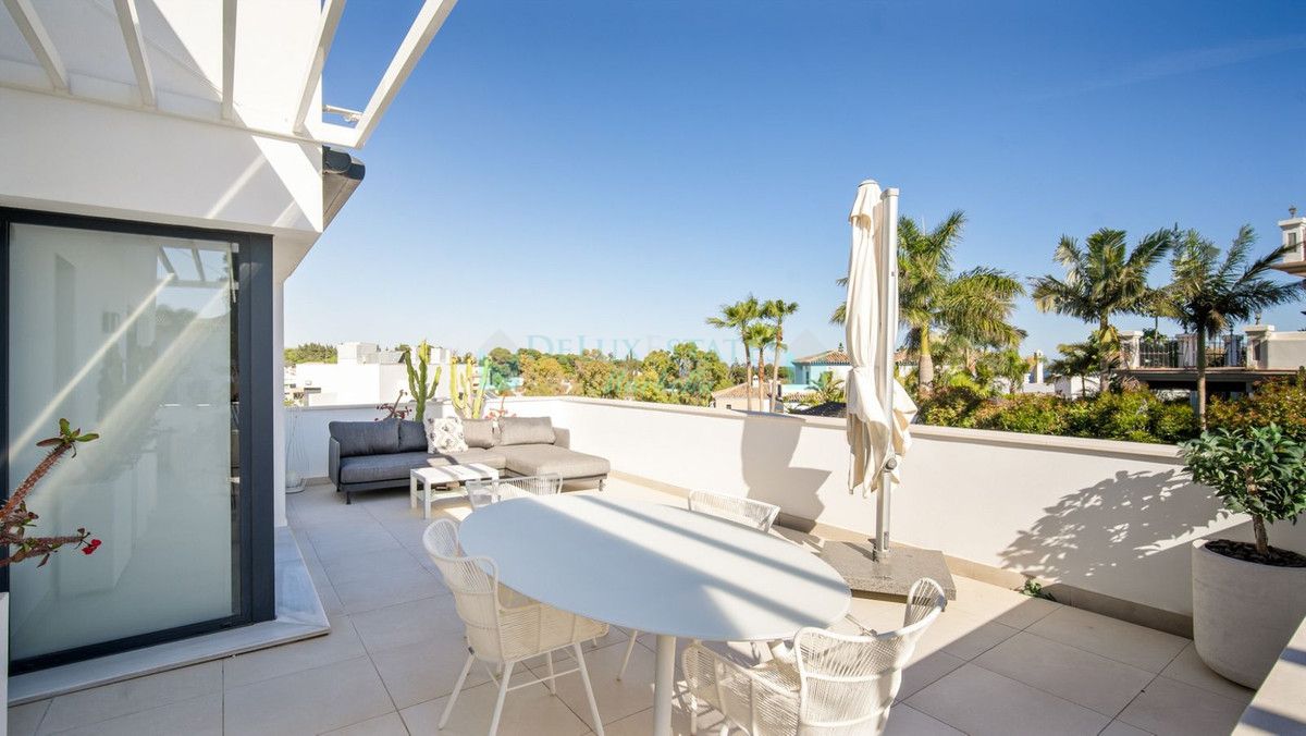 Penthouse for rent in Marbella Golden Mile