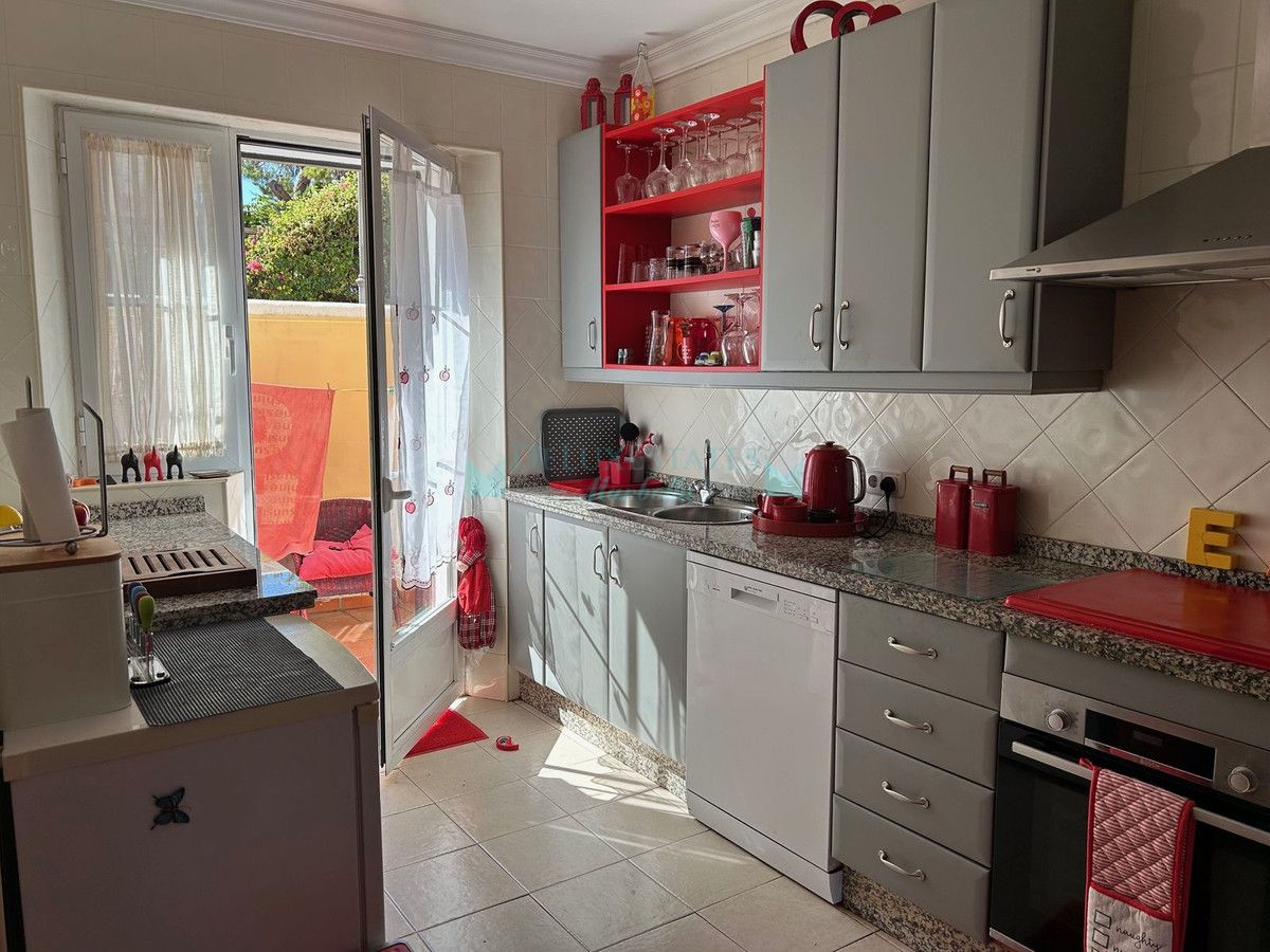 Adosado en venta en Elviria, Marbella Este