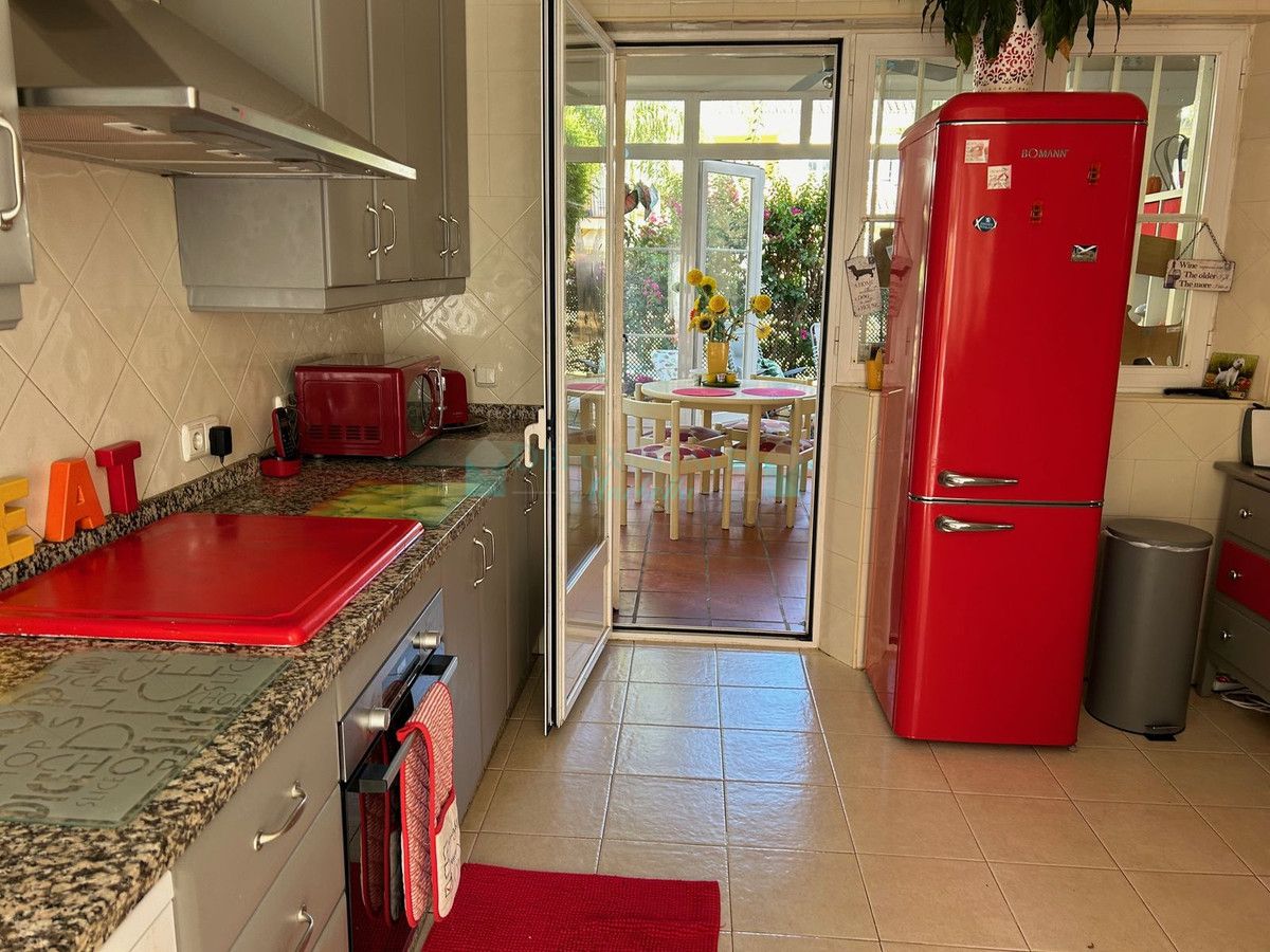 Adosado en venta en Elviria, Marbella Este