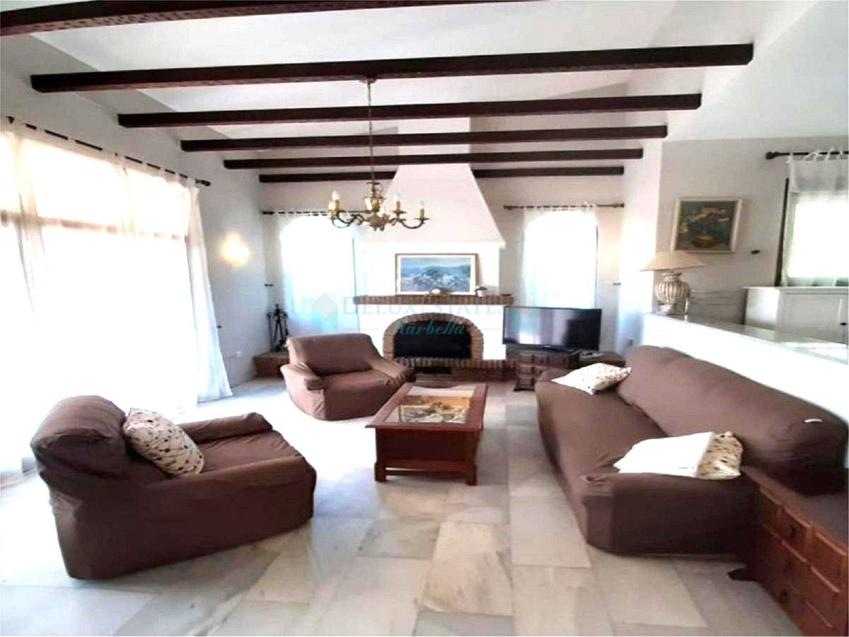 Villa for sale in Marbesa, Marbella East