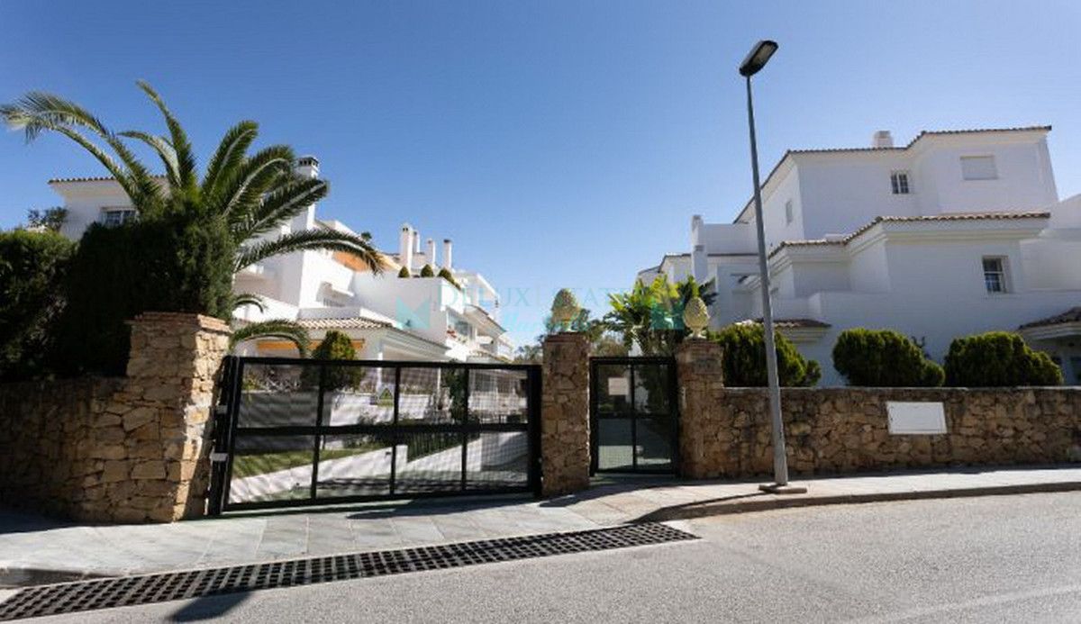 Apartamento en venta en Rio Real, Marbella Este