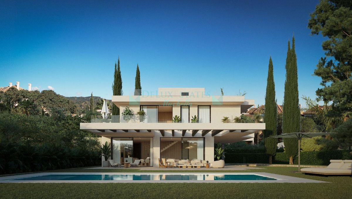 Villa en venta en Elviria, Marbella Este