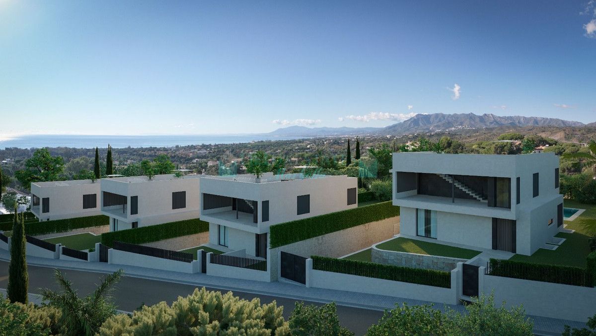 Villa en venta en Elviria, Marbella Este