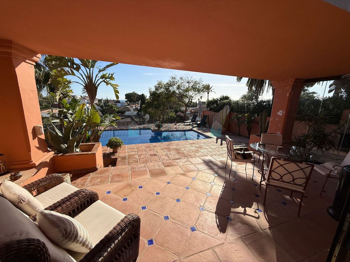 Villa en venta en Marbesa, Marbella Este