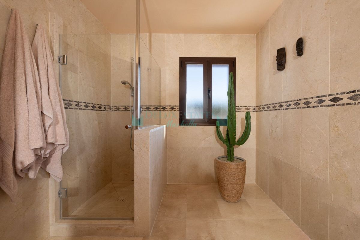 Villa en venta en Marbesa, Marbella Este