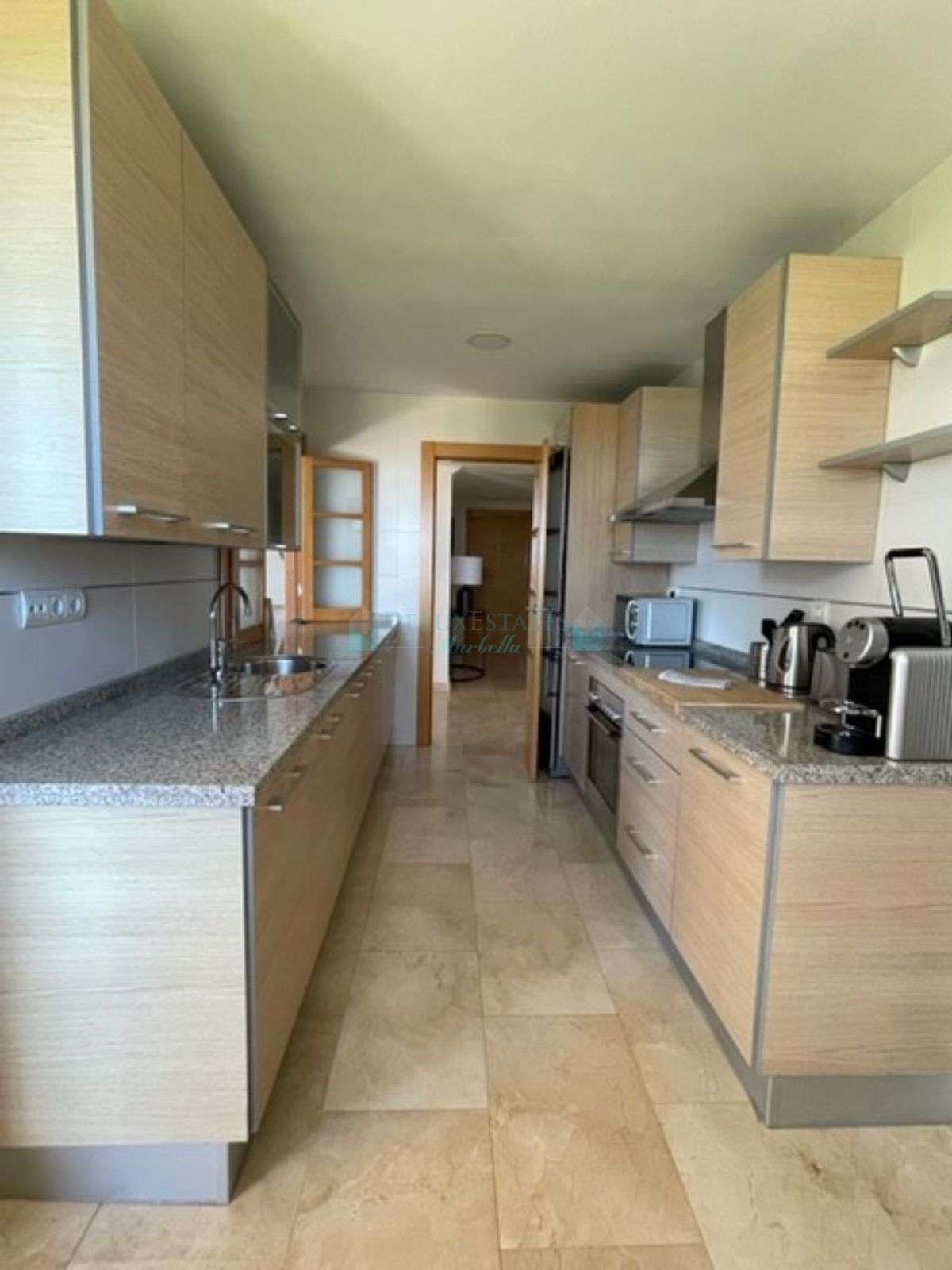 Apartamento Planta Baja en venta en Benahavis