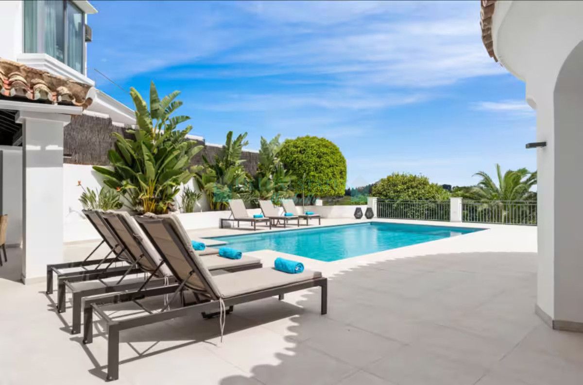 Villa en venta en Benahavis