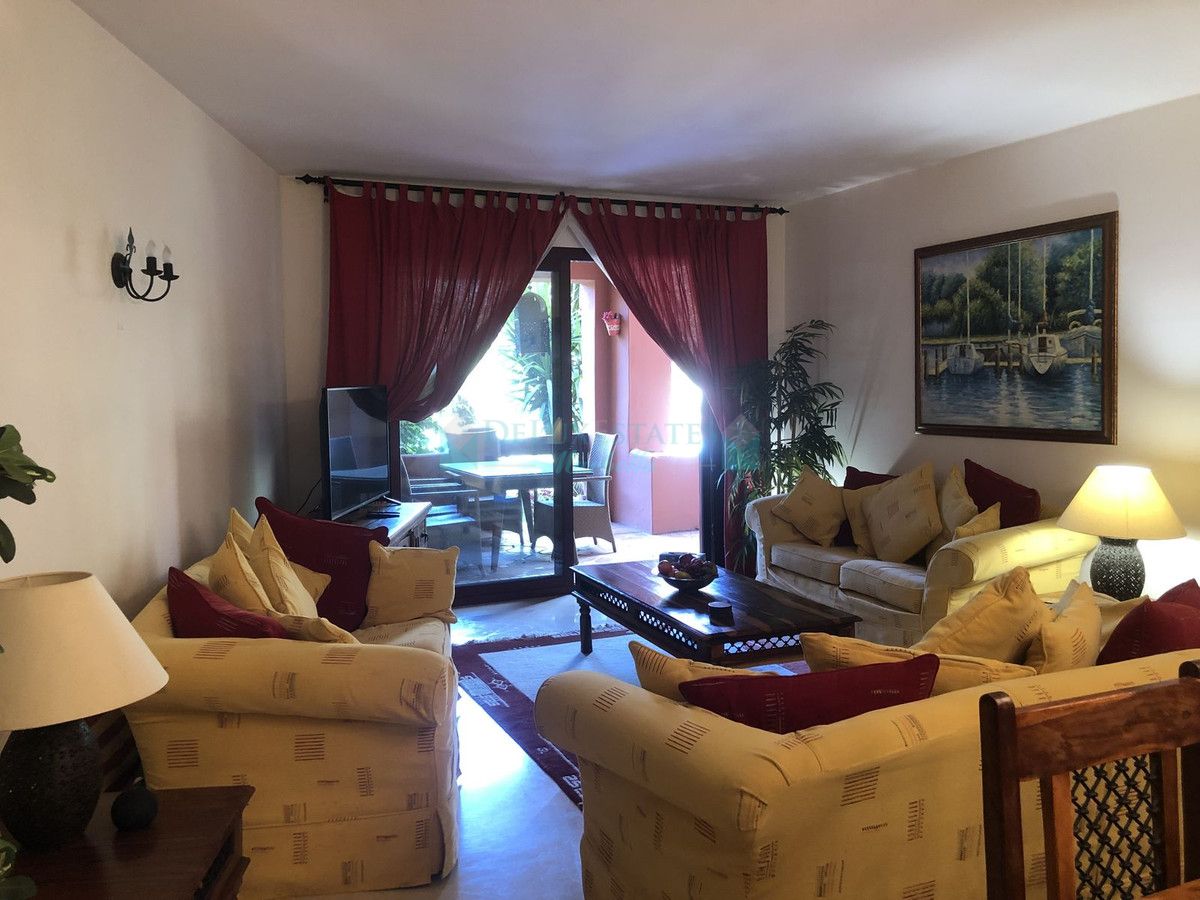 Ground Floor Apartment for sale in El Rosario, Marbella East