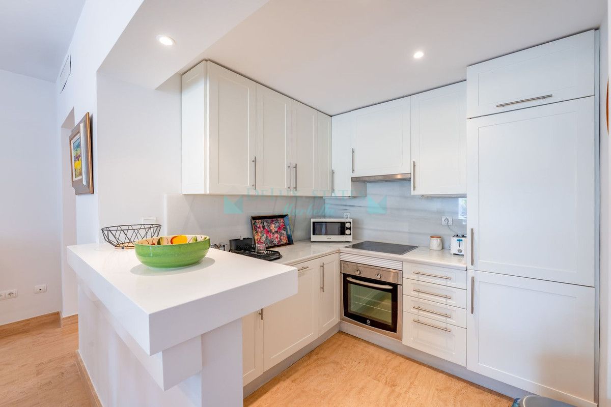 Apartment for sale in Rio Real, Marbella East