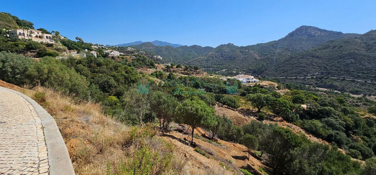 Residential Plot for sale in Benahavis