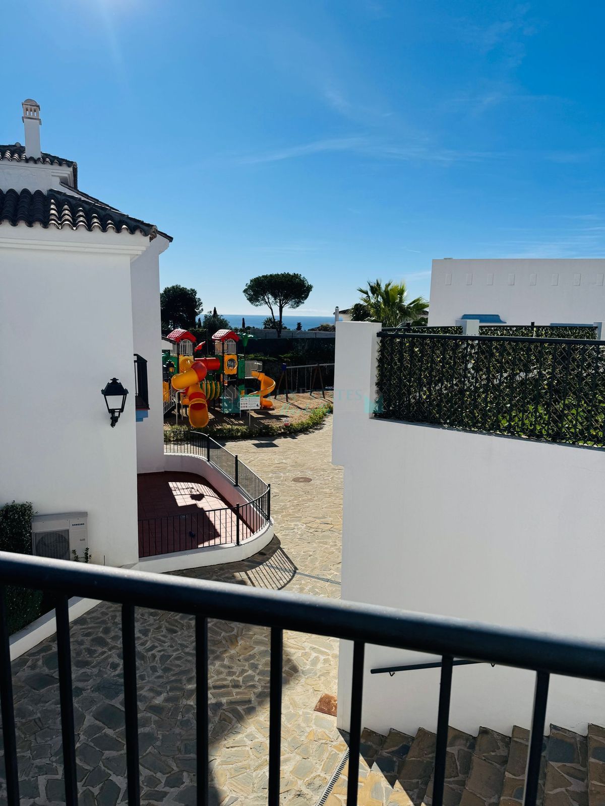Apartamento Planta Baja en venta en El Paraiso, Estepona
